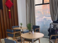 -赫尔森口腔·牙齿种植修复