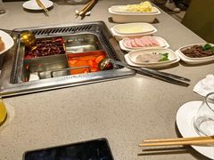 -海底捞火锅(曹安公路店)