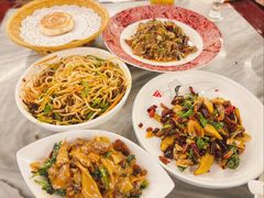 -蔼若春.传承三十年云南菜(金碧公园店)