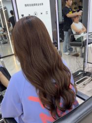 -奈川烫染Salon