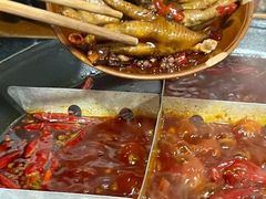 -渝嘴小老弟老火锅(华新村店)