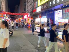 -许西美食一条街
