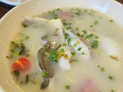 -玖鲜小笼(中山广场店)