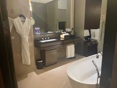 -广州天河希尔顿酒店