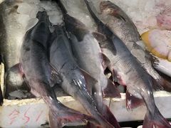 -芦潮港集贸市场