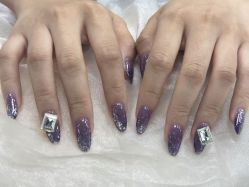 -芊屿芊浔美甲