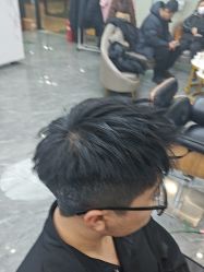 -藤野造型烫染·漂发