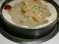 一只鸡火锅-七八冷面·延边朝鲜族美食(圣熙八号店)