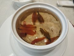 百合花炖鲜肉汁-悦湖公馆