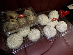 -白玉兰食品甜凤店(合生汇店)
