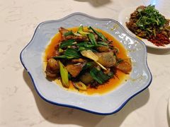 回锅肉-百年粉蒸牛肉