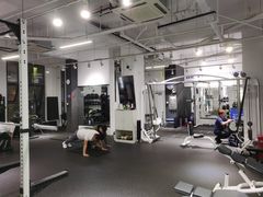 -汗水空间私教健身连锁(SM广场店)