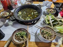 -谭记石锅鱼府(三道堰店)