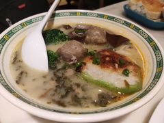 大骨汤米线-石板街港澳冰室(天环店)