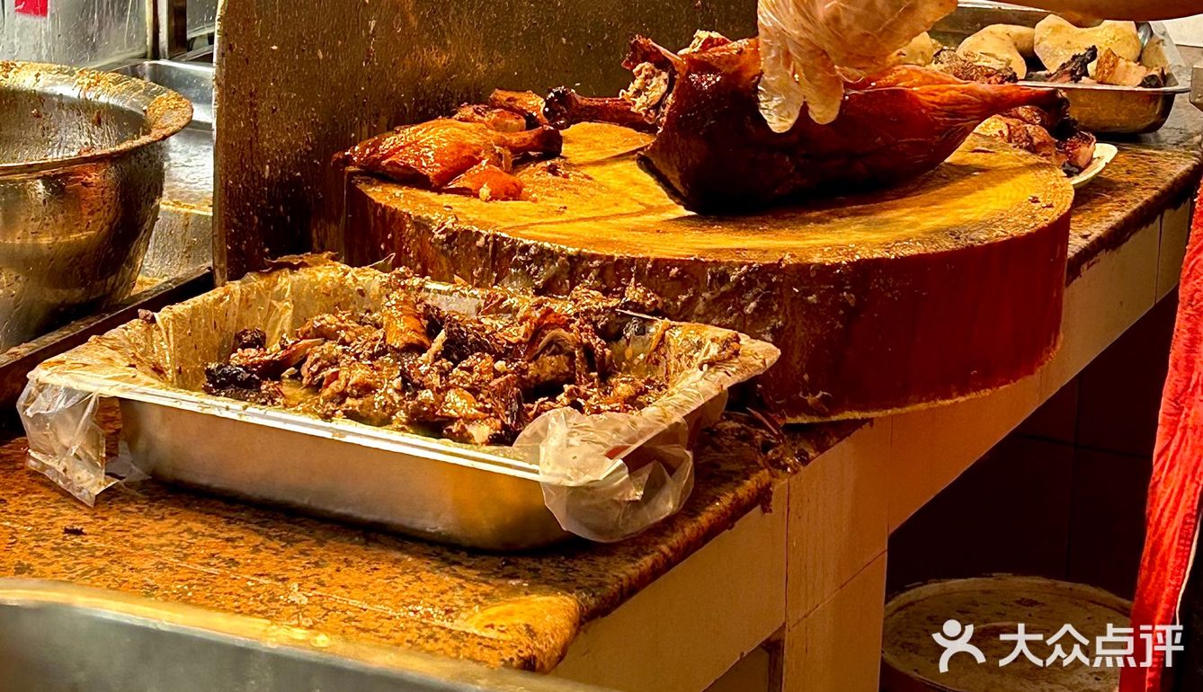 我给李雪琴当广州人脉｜天天大排长龙的烧鹅‼️本地人才知道的老店