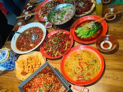 -半步颠小酒馆(繁花中心)