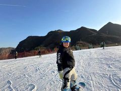 -荣盛康旅野三坡滑雪场