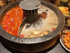 -晓宇重庆火锅(西安荟聚店)