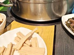 -四季喧黔味豆米火锅(万达广场店)