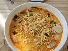 冬阴功牛腩面-有嘢食私房菜(西关新天地店)