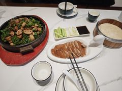-梅利汴京烤鸭•开封豫菜地标店(东大街店)