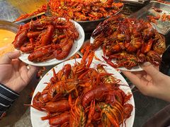 -金马门国际美食百汇(珞喻路店)