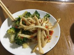 -矮子粉店1985·长沙米粉(湘春路店)