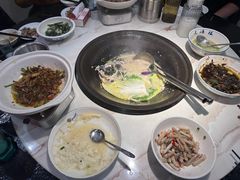 -陈大锅·岳阳鱼馆·地道岳阳菜(美食街店)