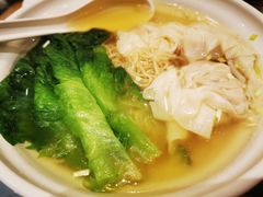 鲜虾云吞面-香港新曜记茶餐厅(万泰城店)