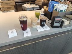 -瑞幸咖啡(巴黎春天陕西路店)