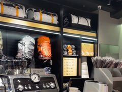 -凯乐石KAILAS(万国奥特莱斯店)