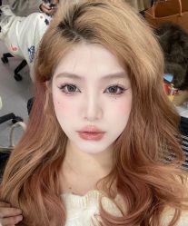 -明天见·化妆造型工作室