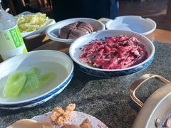 -小天鹅火锅·一线江景洪鼎旗舰店(洪崖洞店)