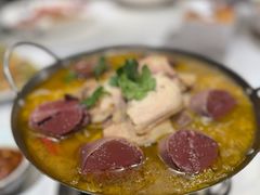 -靠山屯东北农家菜(八龙桥雅苑店)