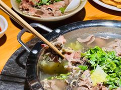 -大众跷脚牛肉馆·非遗传承单位(峨眉山店)