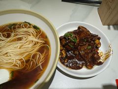 -弄堂咪道-饭香·面香·馄饨香(兴梅店)
