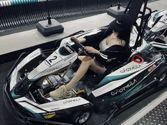 -e赛道卡丁车