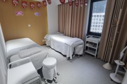 -康美贞·痘肌养护管理中心