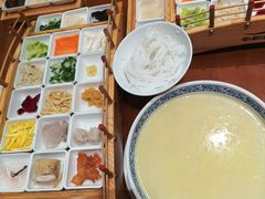 -香麒园·过桥米线·南湖雅宴