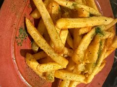 -LESCEDARS Brasserie Bistro香柏树