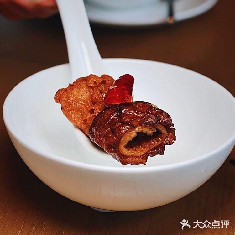 六斤重的白水鱼超灵🥘赶快跟我来海上明月尝鲜