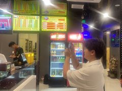 -鹏羽电竞馆(万盛东地铁站店)