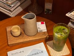 -彳亍咖啡·这里(水湾路店)