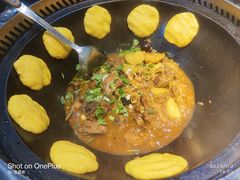 -袁小二大东北铁锅炖(吉祥村总部)