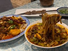 新疆炒米粉-巴扎美食·新疆菜·西域歌舞表演餐厅(新疆大厦店)