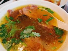 牛肉粉丝汤-哑巴生煎(临顿路店)