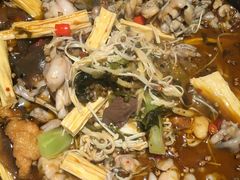 -辣尚瘾·烤鱼·新川菜(交大直营店)