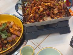 -休记光头香辣蟹干锅(绵竹店)