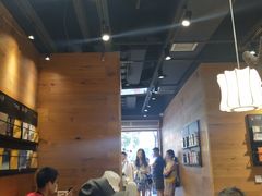 -茶颜悦色(嘉顿一楼吉时赏味游园会店)