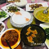 环境还挺好的 要了虹鳟，一鱼多吃